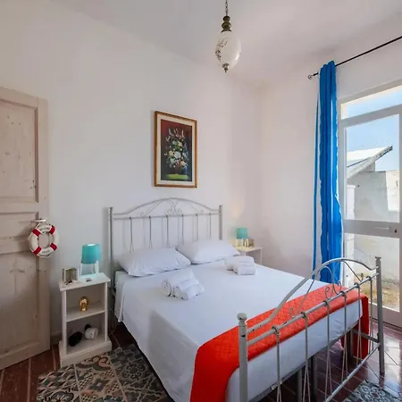 Charming Italian Villa In Torre Castiglione With Private Entrance Villa *